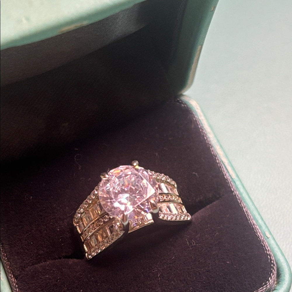 Dazzling Sterling Silver and CZ Gemstone Ring